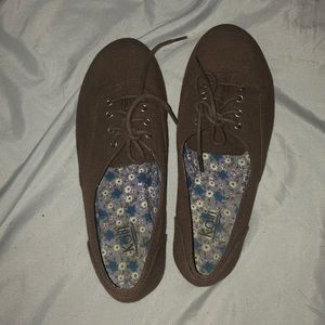 Kali Canvas Shoes